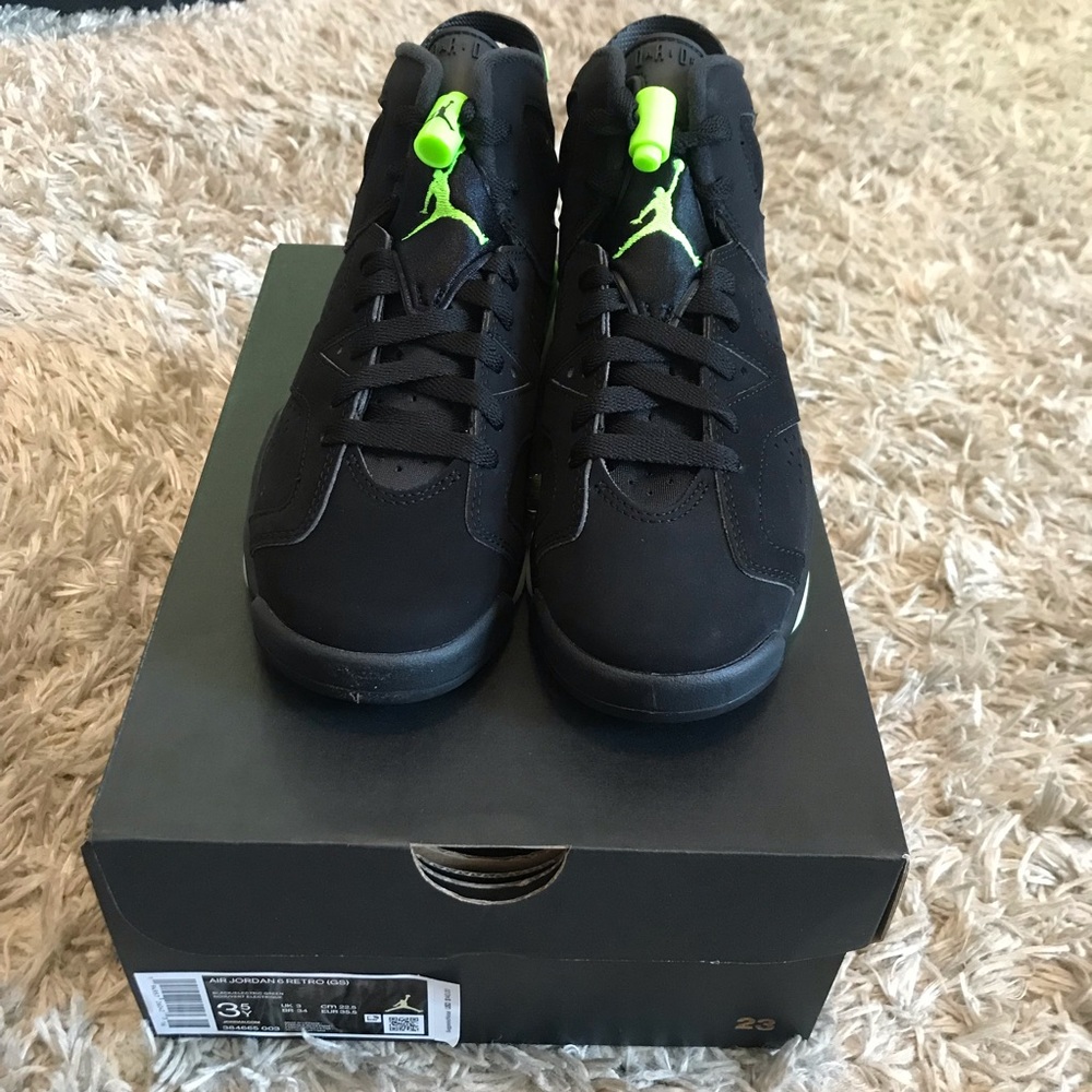 Jordan 6 Retro